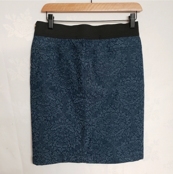 Bundle of 2 Margaret M Denim Skirts - Picture 2 of 7